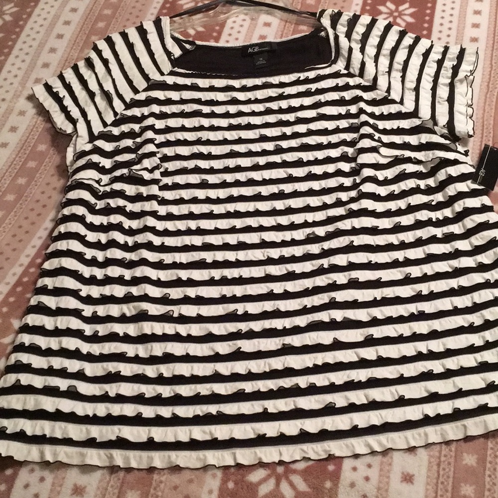 ABG Women’s Black/WhT  1X Top